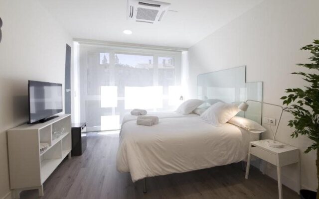 T5 Donostia Suites