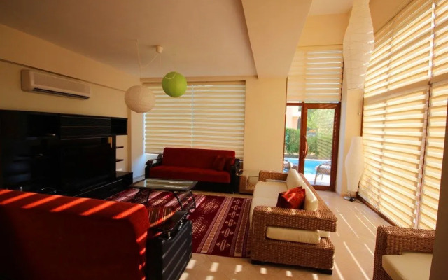 Paradise Town Villa Elite