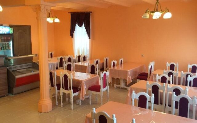 On Narimanova Lodging House 