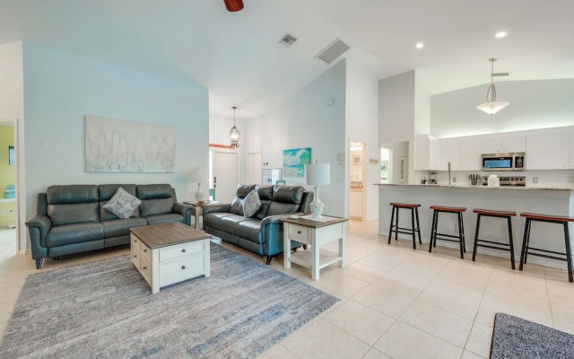 Marco Island Vacation Rental: Heated Pool & Lanai!