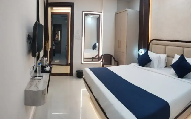 Hotel Aranyasutra Inaya - Indore
