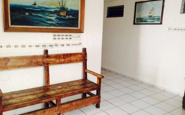 Hotel Plaza Carrillo's