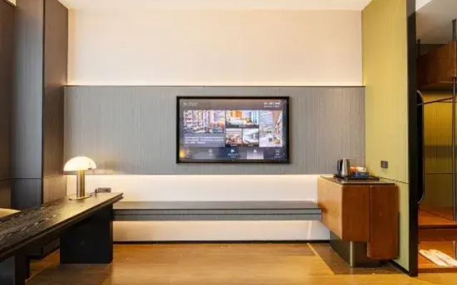 BaiLiQuanZhiJiuDian Hotel (Jiangmen Binjiang Sports Center)