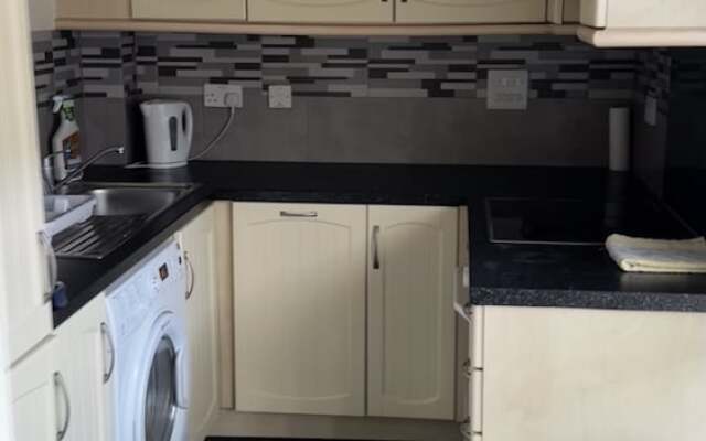 Ground Floor 2-bed Apartment in Colchester