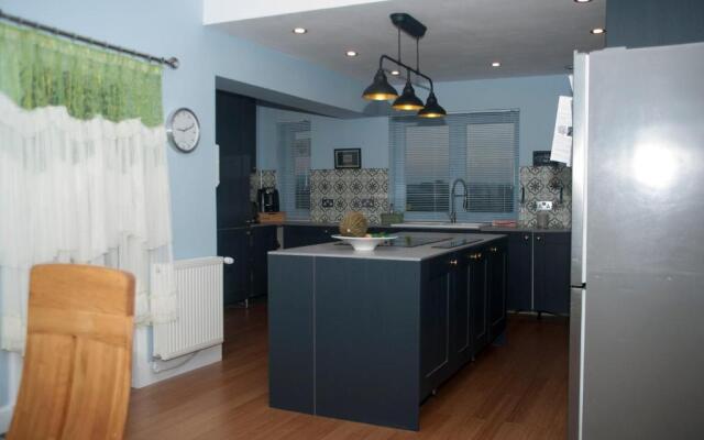 Block 2 Flat 16 Westfield Court