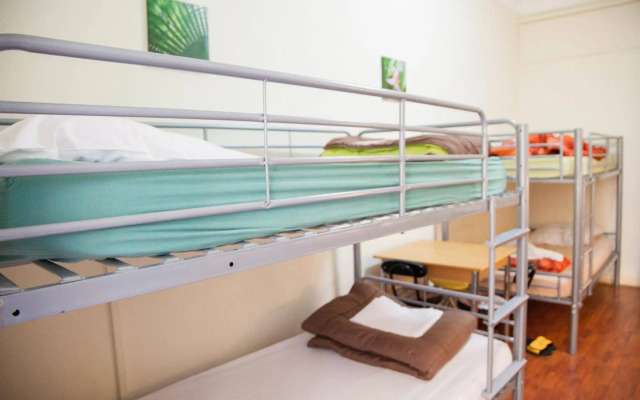 Victoria House - Hostel