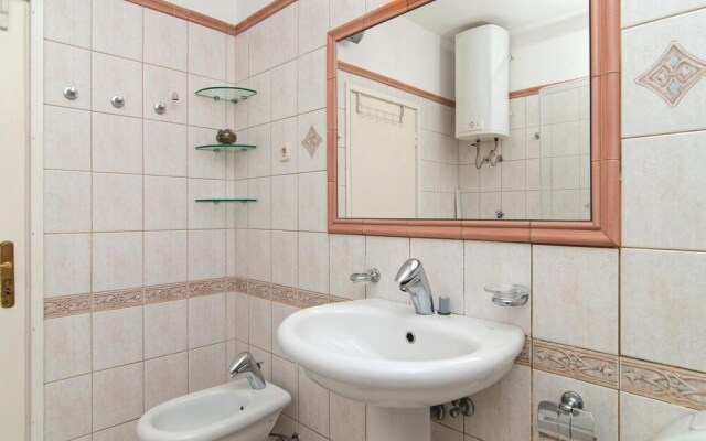Awesome Home in Supetar With 3 Bedrooms and Wifi