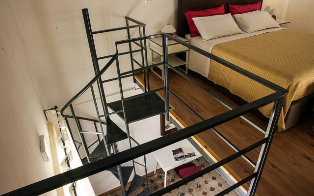 Palazzo Nicastro Guest House Red