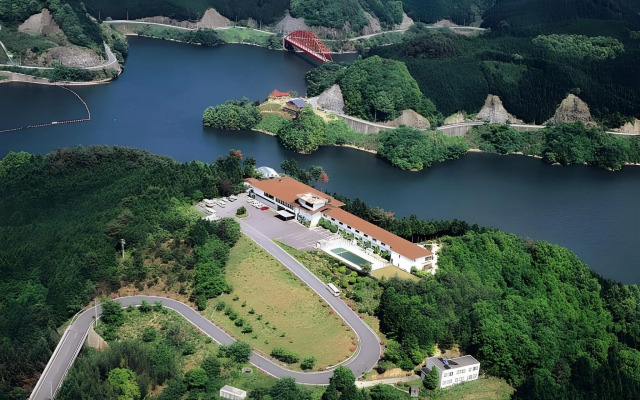 Shorenji Lake Hotel