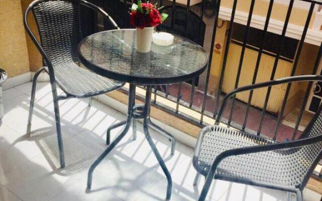 Studio apartment Vicente Blasco Ibáñez, 127