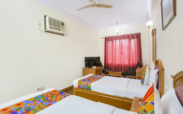 FabHotel Altus DLF Phase 2
