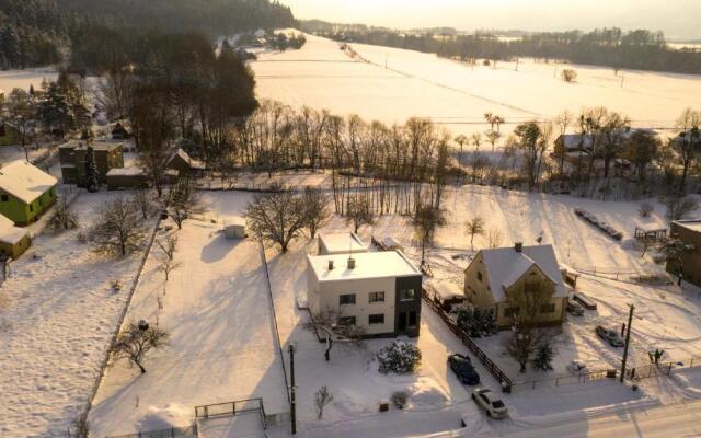 Veselá Lama Apartmány Janovice