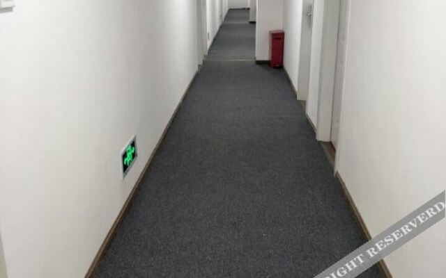 Yunhai Express (Yunhai E-sports) Hotel