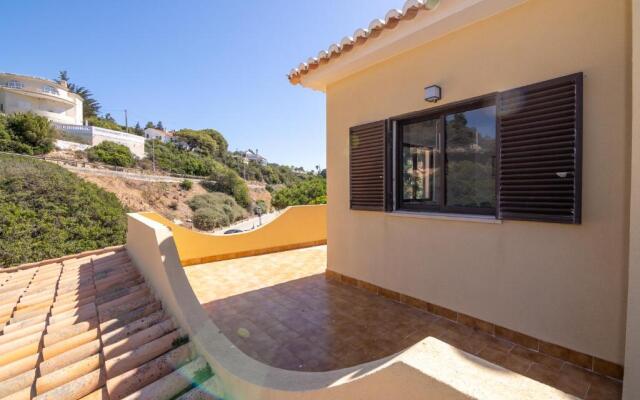 Vale de Centeanes Fabulous apartment by Innkeeper