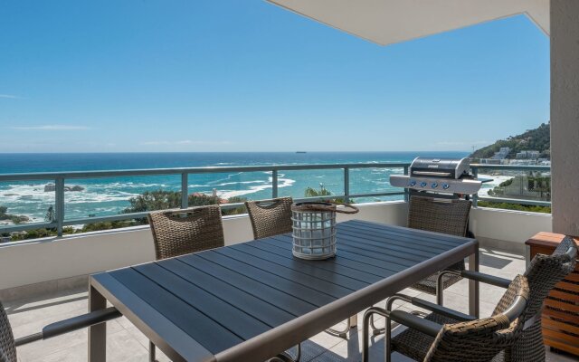 9 on Nautica Camps Bay