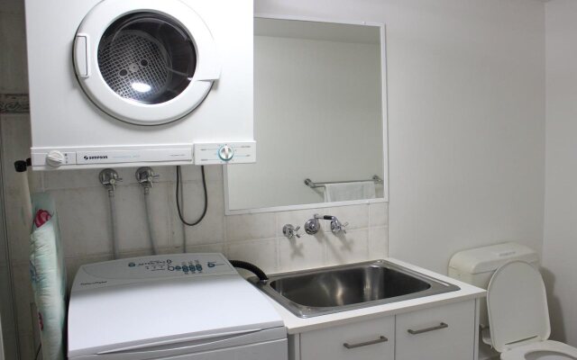 Surfers Riverside Apartments