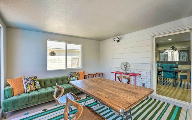 Las Vegas Getaway w/ Patio & Grill: ~3mi to Strip!