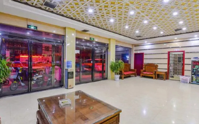 Shenqiu Golden Apple Hot Spring Hotel