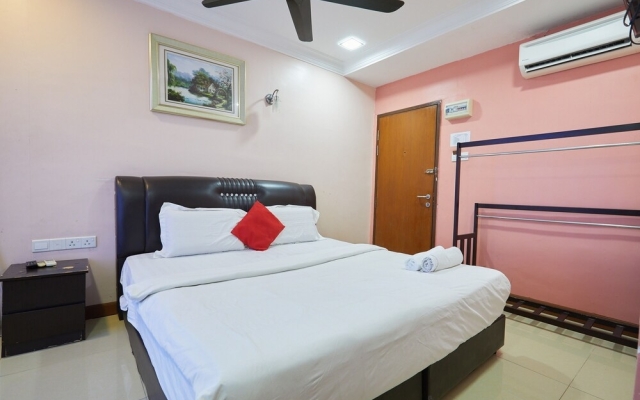 Отель OYO 714 Arina