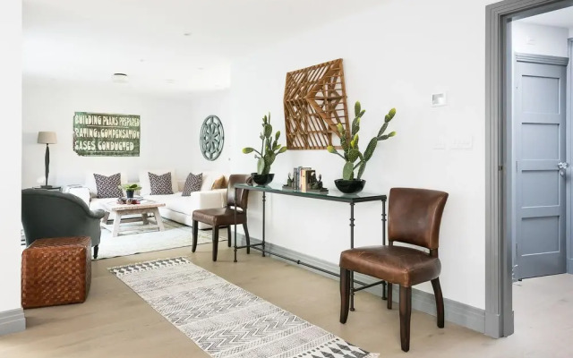 3 Bedroom House with Ensuites and Garden