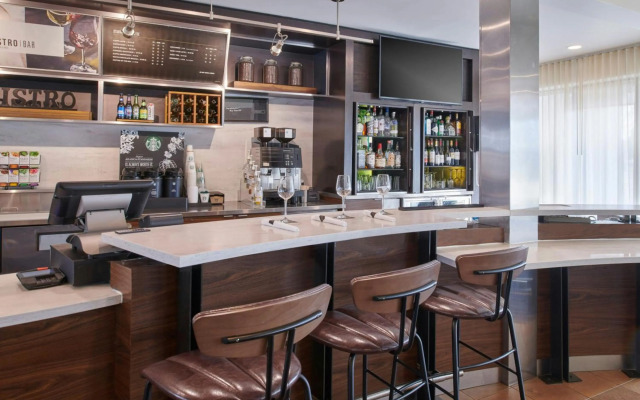 Courtyard by Marriott Detroit Livonia