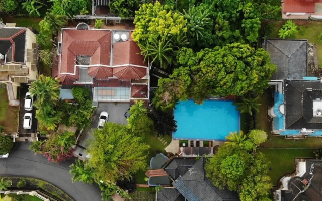 Seremban Grande Villa 163 by Vale Pine