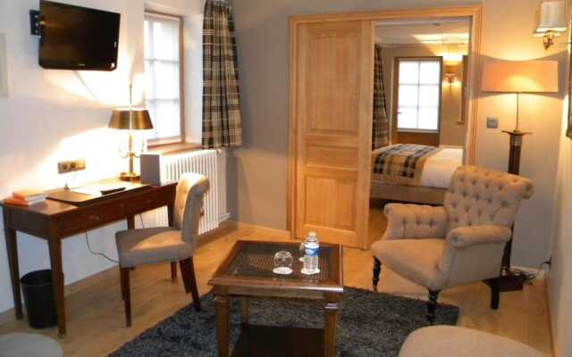 Le Domaine Chateau du Faucon