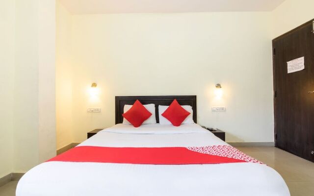 OYO 345 Hotel Red Mount Aquilla