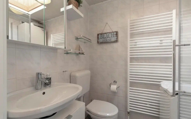 Bungalow in Callantsoog Near Sandy Beach