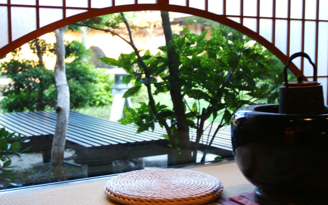Onishiya Suishoen