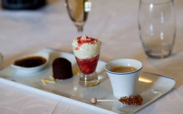 Hôtel-Restaurant Le Prieuré