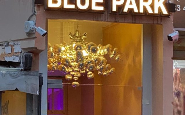 Blue Park Hotel