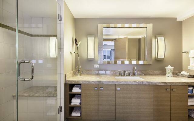 Castle at Ala Moana Hotel