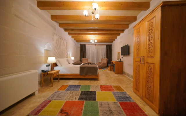 Cappadocia Secret Hill Cave Suites