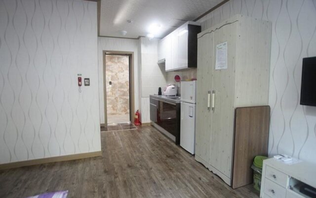 Mangsang Haeorum Family Hotel