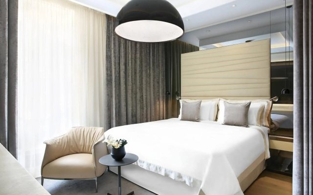 Отель Excelsior Gallia, a Luxury Collection, Milan