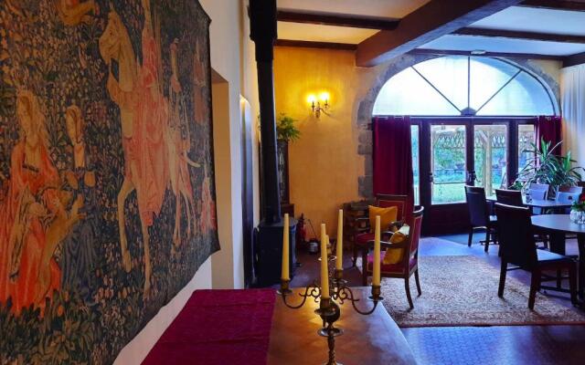 Domaine Lou Castet B&B