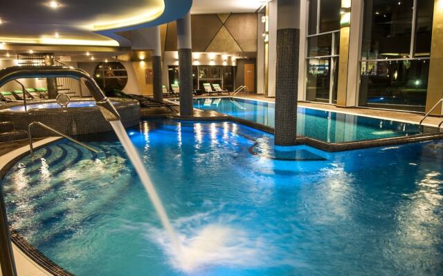 Hotel Azúr Prémium