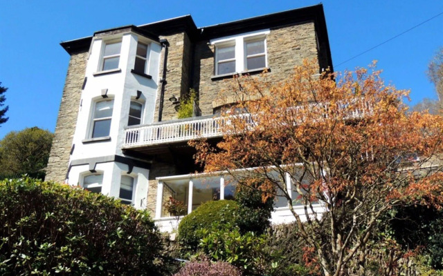 Woodlands Guest House