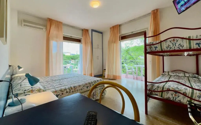 Hotel Myriam