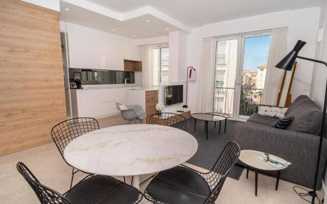 Cannes Center La Croisette Splendid 2 BR in premium residence gardens and balcony by Olam Properties