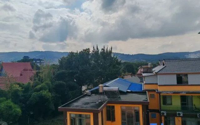 xiaolan Business Hotel