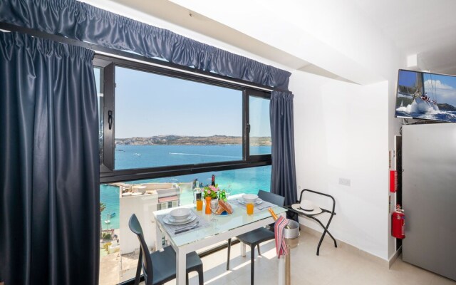 Islet Promenade Studio with Seaview