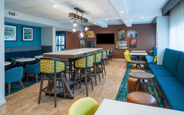 Spark by Hilton Bardstown