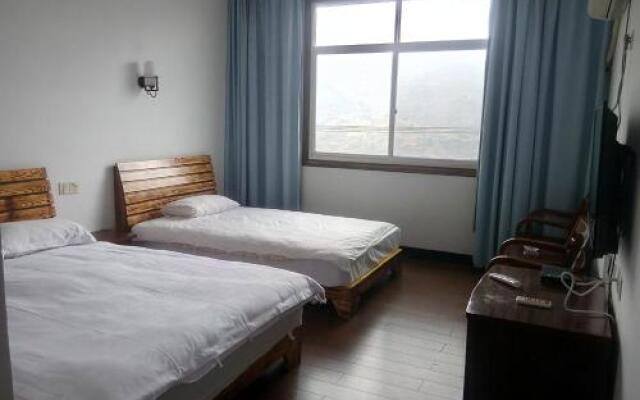 Zhexi Canyon Linhu Villa Hotel