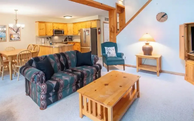 Stone Creek Chalets by FCR