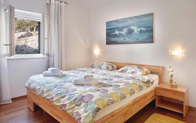 Stunning Home in Povlja With 4 Bedrooms, Wifi and Outdoor Swimming Pool
