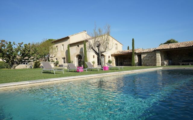 VILLAS DU LUBERON Mas des Gourmandises