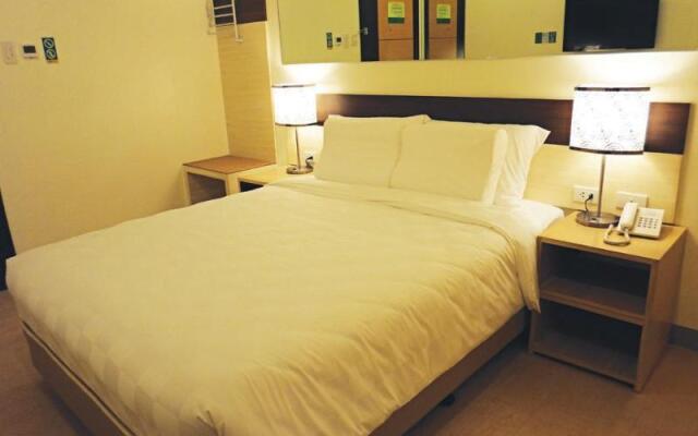 Go Hotels Otis-Manila – Multi-Use Hotel