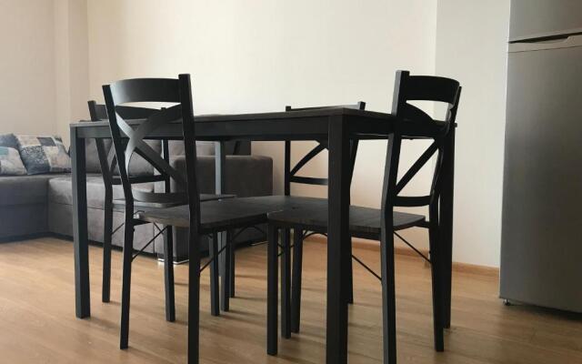 Saxli Creze Tsakadze Street N 26